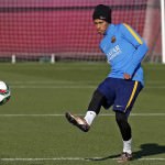 Neymar não tem previsão de voltar aos treinos
