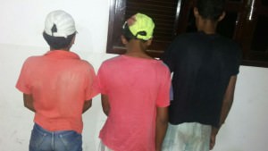 Adolescentes apreendidos em Passa e Fica (2)