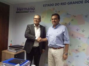 HERMANO E CARLOS EDUARDO