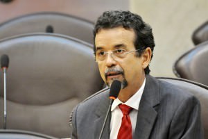 4f05bfdc2317e31b03cac8afd46e4b4finter_250-300