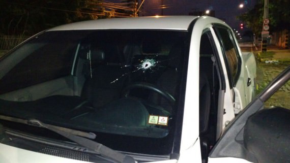 caminhonete l200