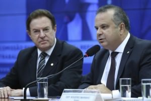 1072892-df_120417ebc0820