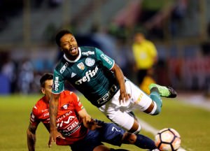 2017-05-04t020449z_1296098819_rc172a47b000_rtrmadp_3_soccer-libertadores_SJPNBS6