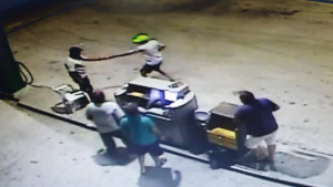 00000e3e68f5-b947049ee-a404-9558a7afc0f010-1