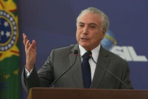 Brasília - O presidente Michel Temer sanciona reforma do ensino médio, em cerimônia no Palácio do Planalto (Antonio Cruz/Agência Brasil)