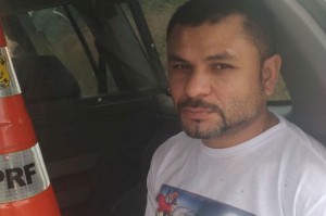 5995b710bf876a1a475f666c