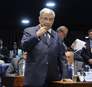 Plenário do Senado durante sessão deliberativa ordinária. Ordem do dia. Em pronunciamento, senador Garibaldi Alves Filho (PMDB-RN). Foto: Waldemir Barreto/Agência Senado