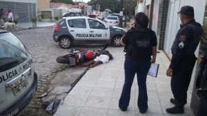 Homem morto Capim Macio