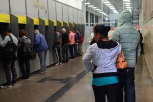 São Paulo - Bancários decretam greve e movimentações bancárias só poderão ser feitas pela internet ou caixas eletrônicos.(Rovena Rosa/Agência Brasil)