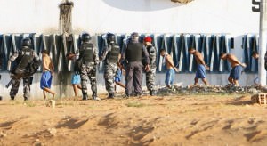 18.01-Operação-de-transferência-de-presos-em-Alcaçuz-Foto-Ivanizio-Ramos-1-730x400
