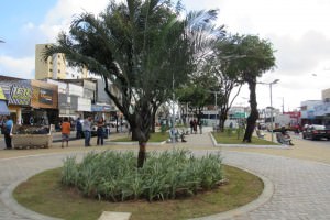 PRAÇA GENTIL FERREIRA - HANA DOURADO (1)