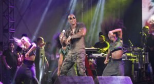 leo-santana-show-natal-em-natal-45-mil-pessoas-prefeitura-730x400