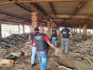 e03703d2-ee84-4581-94f7-11900eb71d1e